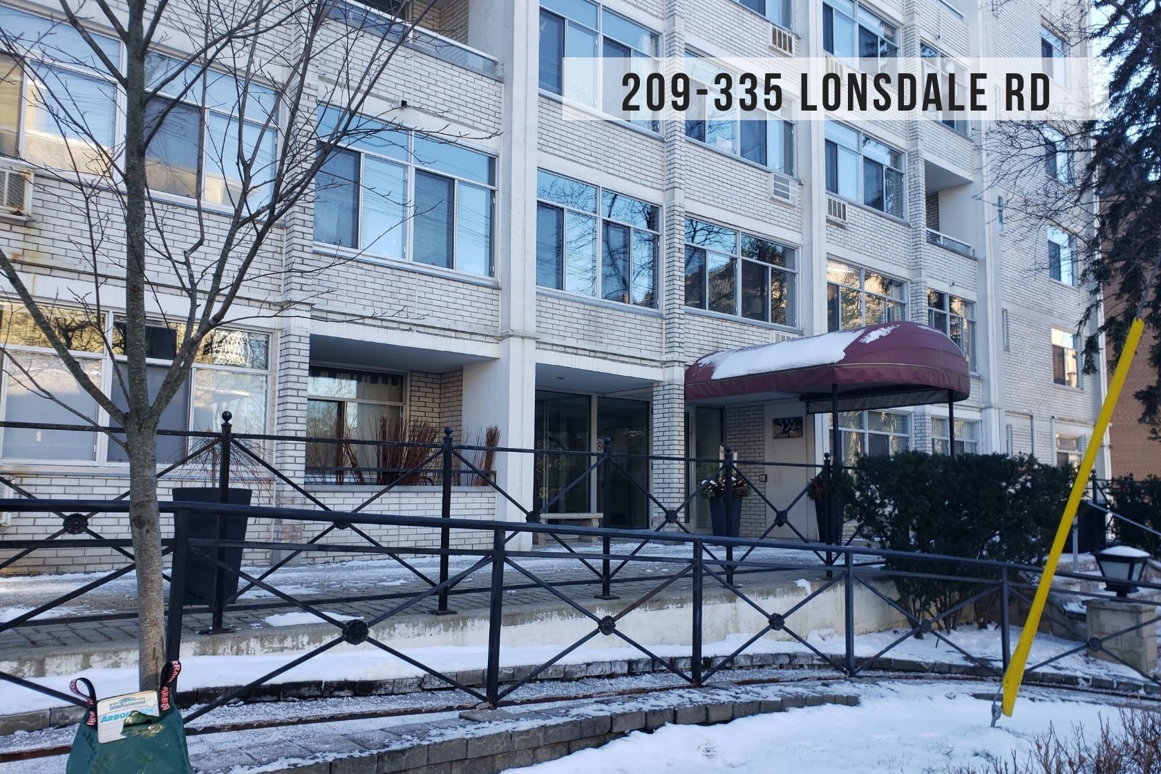 $1,950 • 209-335 Lonsdale Rd